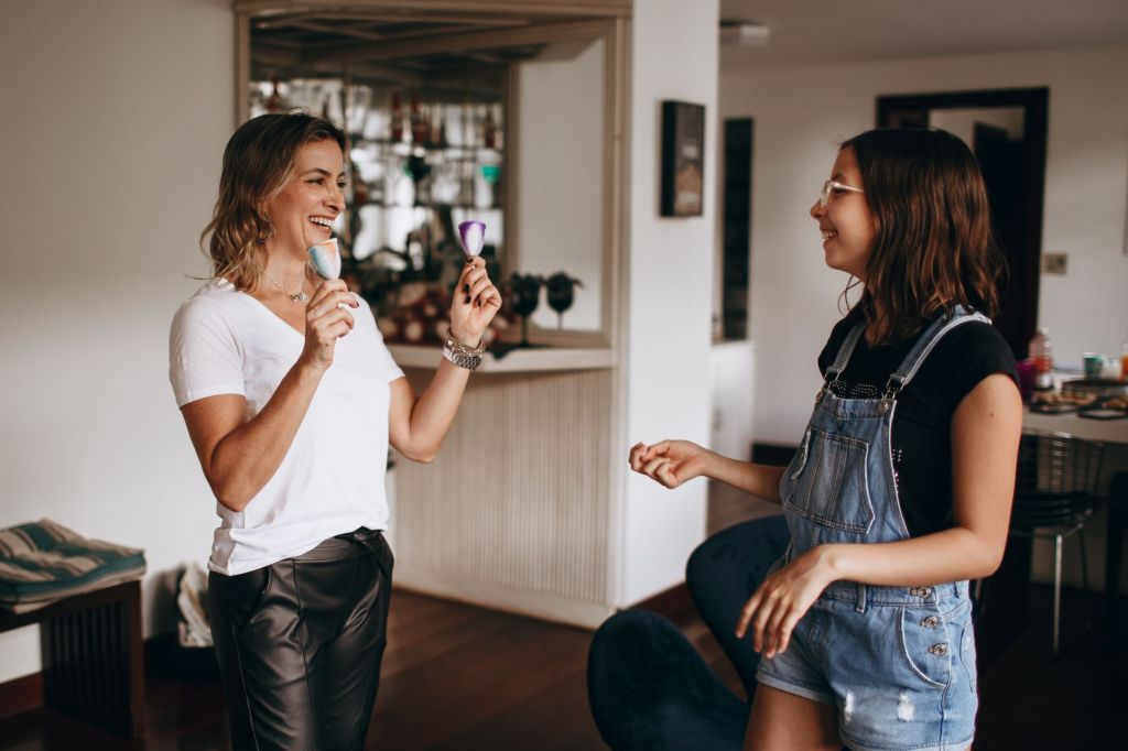 HOW TO GIVE YOUR TEEN MORE INDEPENDENCE WITHOUT LOSING&nbsp;CONNECTION