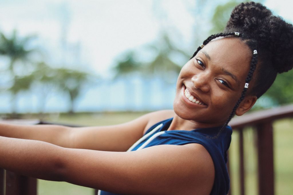 HOW TO BUILD YOUR TEEN’S CONFIDENCE: 7 PRACTICAL WAYS PARENTS CAN&nbsp;HELP